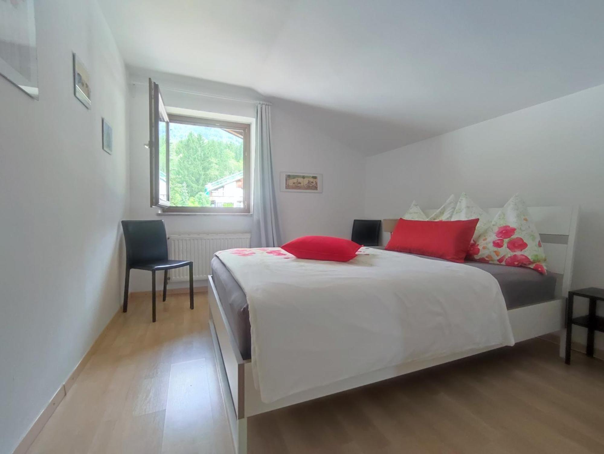 Alpendohle Apartments Инсбрук Екстериор снимка