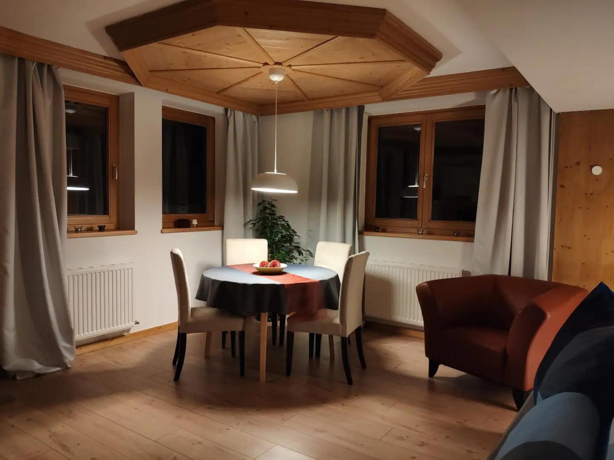 Alpendohle Apartments Инсбрук Екстериор снимка