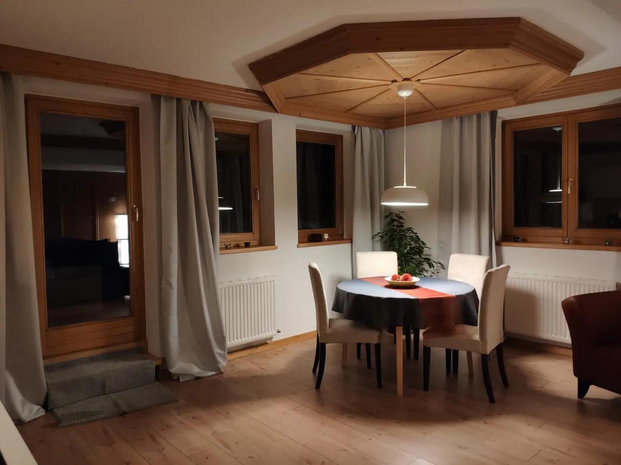 Alpendohle Apartments Инсбрук Стая снимка